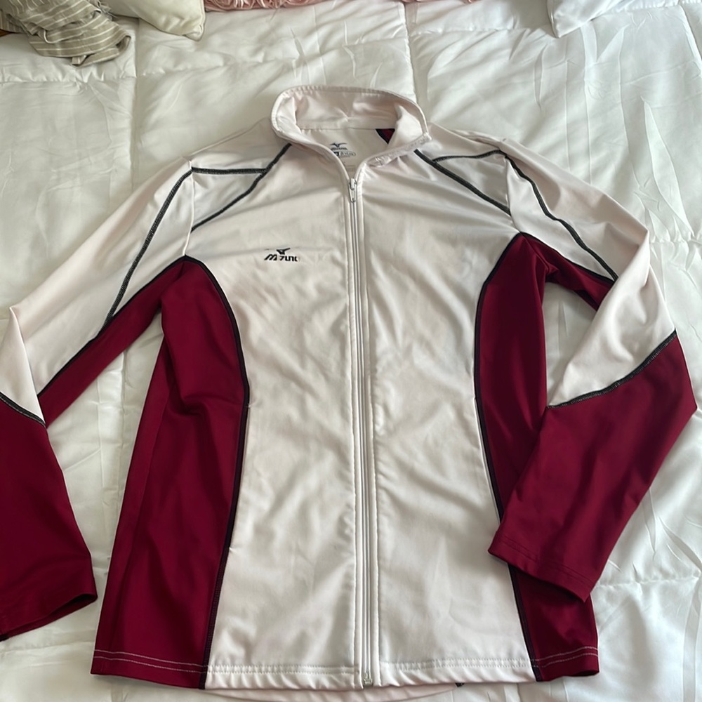 Mizuno athletic jacket in size small